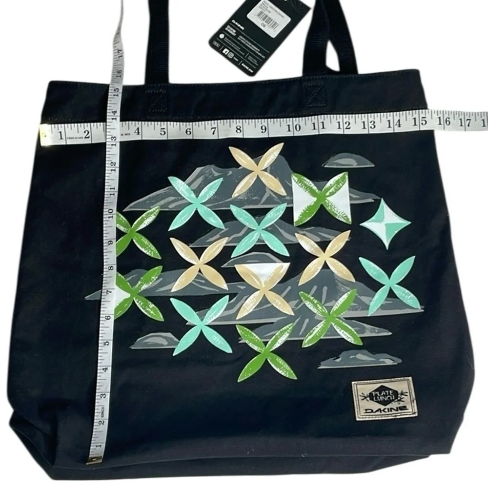 NWT Dakine Plate Lunch Black and Green Geometric Tote Bag